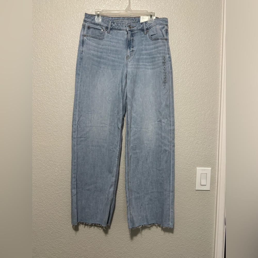 NWT American Eagle Dreamy Drape Low-Rise Baggy Wide Leg jeans